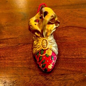 Just The Right Shoe Aladdin’s Delight